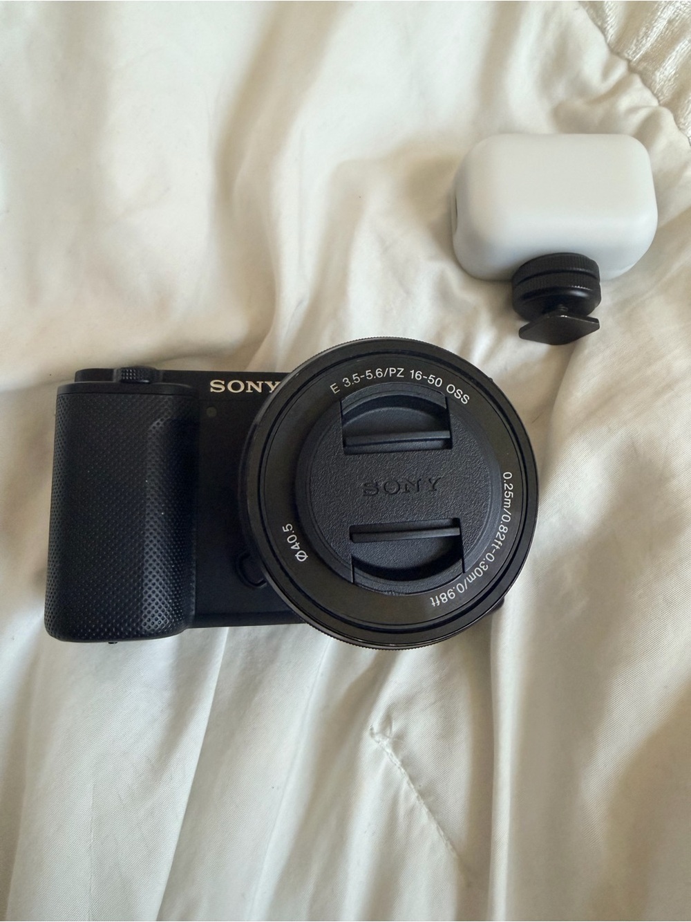 Sony - Alpha ZVE10: APS-C Content
Creators' Camera
